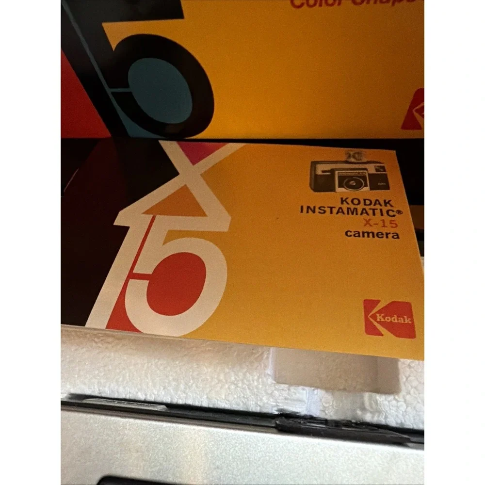 Vintage Kodak Instamatic X-15 Color Outfit Camera in Original Box Untested